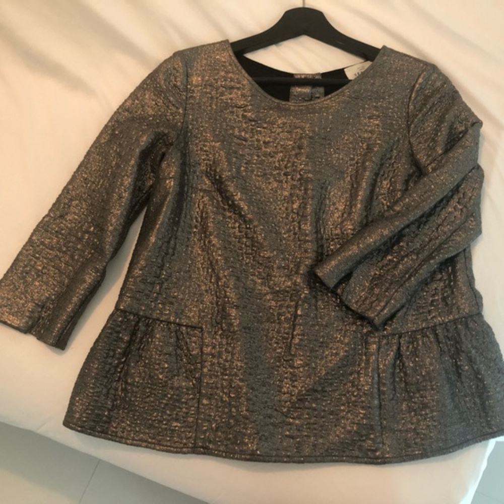 Rare Sezane top